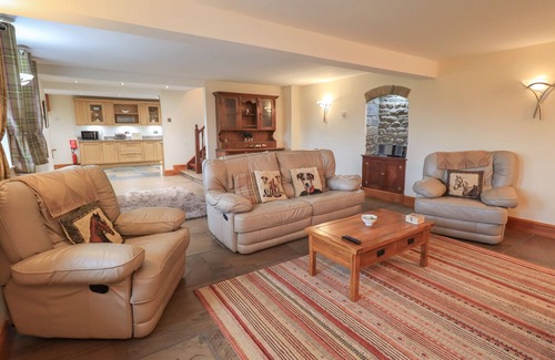 Fourstones Near Bentham Cottage | ORCABER FARM BARN, pet friendly, with open fire in Austwick