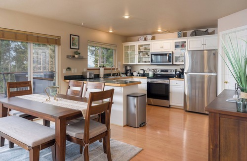 Rosario House | Orcas Island, MurAnne House #242