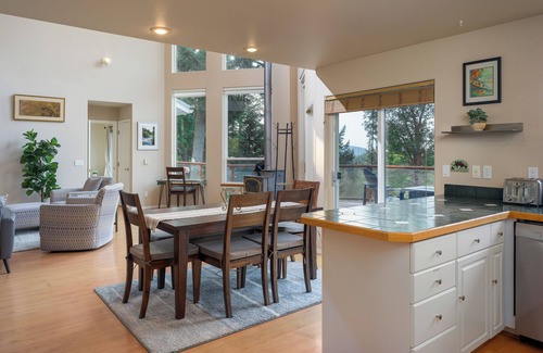 Rosario House | Orcas Island, MurAnne House #242