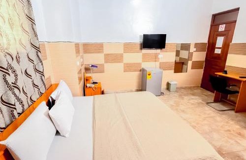 Sakumono House | Orchard Guest House