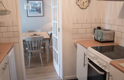 Mevagissey Apartment | Orchards Apartment - 1 bedroom apartment with parking and garden