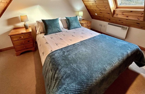Clachtoll House | Orchid Cottage - sea and mountain views!