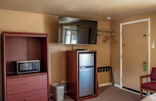 Buhl Hotel | Oregon Trail Inn