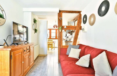 Eguisheim Apartment | Oriel - Village centre, terrace and private car park