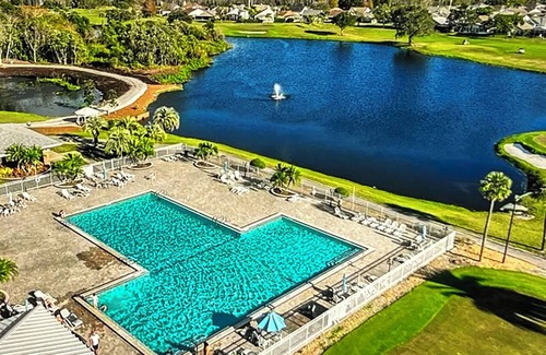 Ventura Condo | Orlando Ventura Gated Community, Pools/hot tub, tennis, golf, restaurant