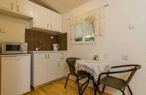 Yuval Bed & Breakfast | Orna's Corner