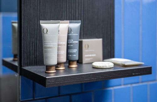 Oakleigh Hotel | Oros Hotel and Apartments