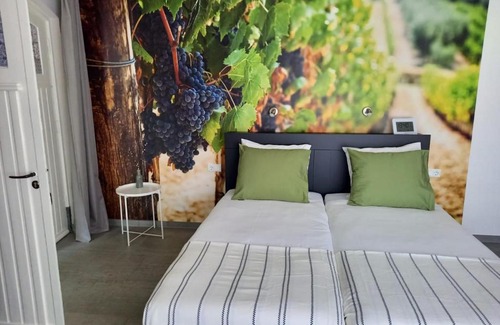 Deurne Bed & Breakfast | Os Mundos