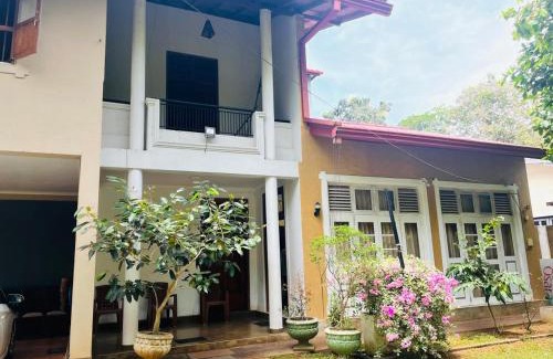 New Town Bed & Breakfast | Osara Holiday Home
