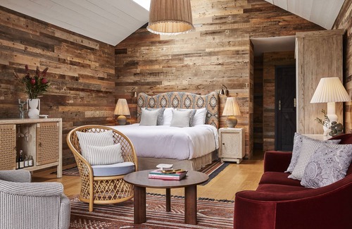 Bundanoon Hotel | Osborn House