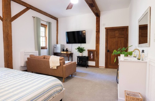 Raphine Bed & Breakfast | Osceola Mill