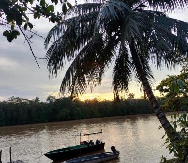 Kota Kinabatangan Bed & Breakfast | Osman homestay