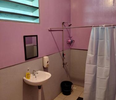 Kota Kinabatangan Bed & Breakfast | Osman homestay