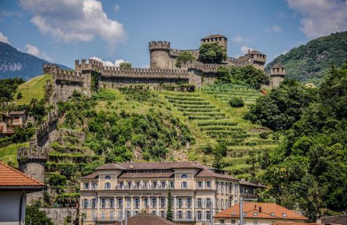 Bellinzona Hostel | Ostello Montebello - Bellinzona Youth Hostel