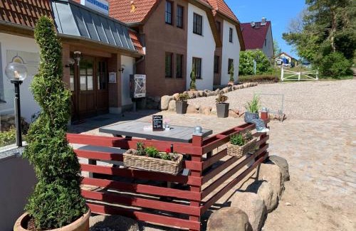 Steffenshagen Apartment | Ostwind - ferienwohnungen & meer