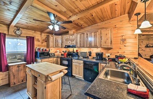 Otego House | Otego Home w/Hot Tub: Near All Star Village!
