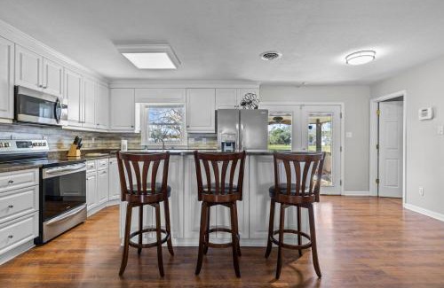 Straits House | Otter Banks Retreat home