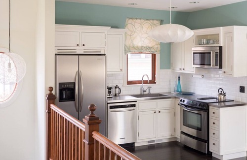 Green Mountain Falls Apartment | Otter Inn - Contemporary Mountain Loft Experience - GMF Lic # 25