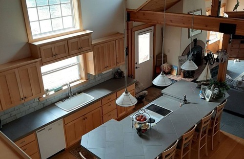 Nehalem House | Otter Run Nehalem River - on the banks of the Nehalem River near ocean beaches