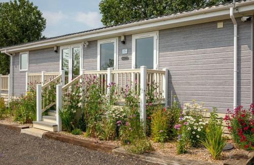 Dereham Resort | Otters Mead Boutique Lodges