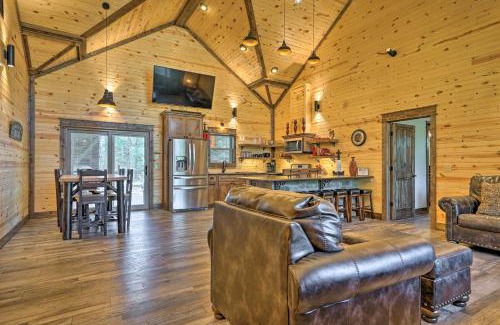 Whitesboro House | Ouachita Mtn Home Near ATV and Hiking Trails!