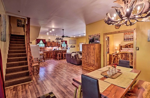 Royal Cabin | Ouachita River Cabin: Royal Haven w/Dock!
