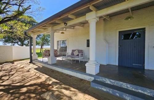 Bronkhorstspruit House | Oudezwaanskraal Game Farm