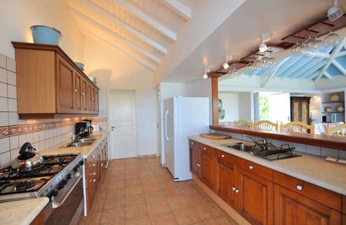 Petit Cul-de-Sac Villa | Oui (3/4 Rooms) Luxury villa