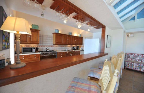 Petit Cul-de-Sac Villa | Oui (3/4 Rooms) Luxury villa