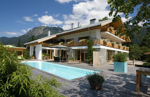 Oberstdorf Condo | Our apartment - your vacation happiness! Pool and SPA! Summer mountain railway tickets included