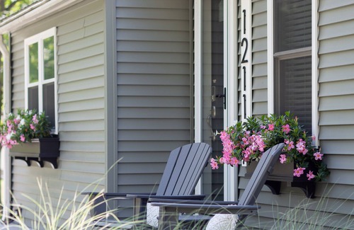 Crown Point House | Our Little Green House on 1acre, NO CLEANING FEE!