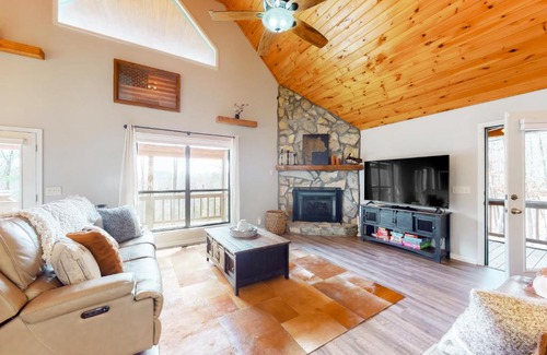 Morganton House | Our Mountain Hangar