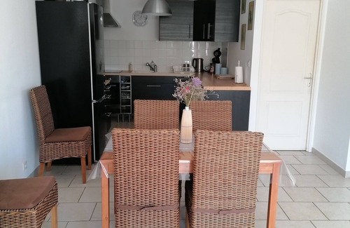 Morieres-les-Avignon House | Our pretty little house