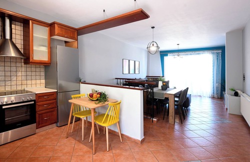 Kavala House | OurHappyPlace maisonette-house