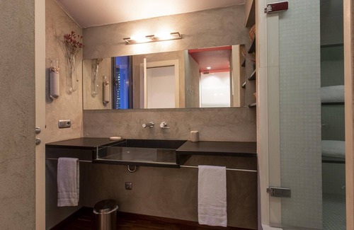 Les Escaldes Apartment | Outdoor Comfort Àtic West