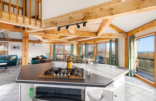 Oak Hill Cabin | Outdoor Movie Screen, Pond, Fire Pit, and Lux Hot Tub