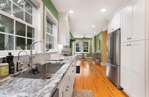 Plaza Midwood House | Outdoor Oasis in Popular Plaza Midwood