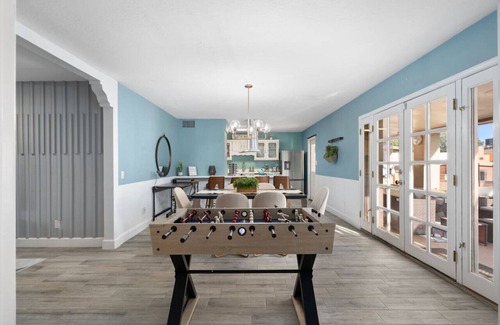 Cox Heights Apartment | Outdoor Oasis: Mini Golf, Lawn Games, Pool