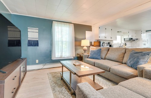Claremont Apartment | Outdoorsy Oasis w/Screened Porch in Claremont
