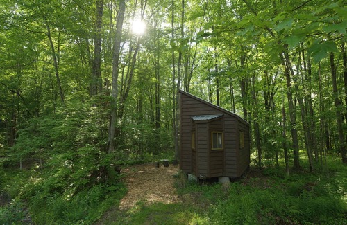 Woodridge RV Rental | Outlier Inn Tiny House 3 on Farm Upstate Catskills