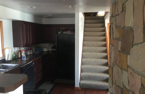 Lake Milton House | Outstanding Cabin on Lake Milton ~ Unbelievable Sunsets ~ Private Beach!