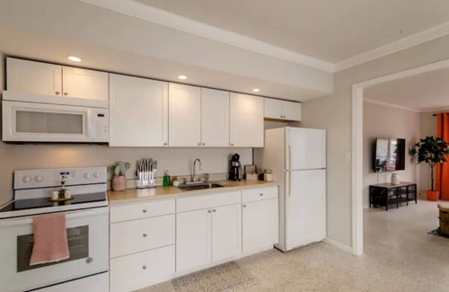 Juno Beach House | Outstanding Coastal Village Townhouse Close to Intercoastal & Beach