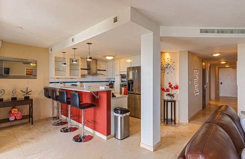 Eagle Beach Condo | OUTSTANDING OASIS 4th FLOOR CONDO At EAGLE BEACH