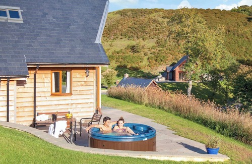 Caersws Ski Chalet | Outstanding open plan two storey lodge.