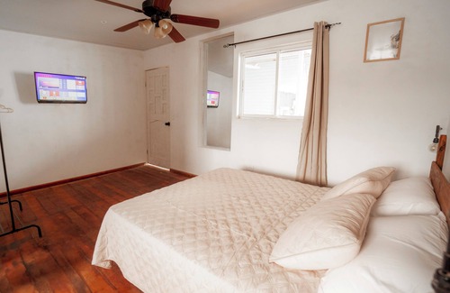 Bocas del Toro Bed & Breakfast | Over the Water! Beach House - Deluxe Room 2