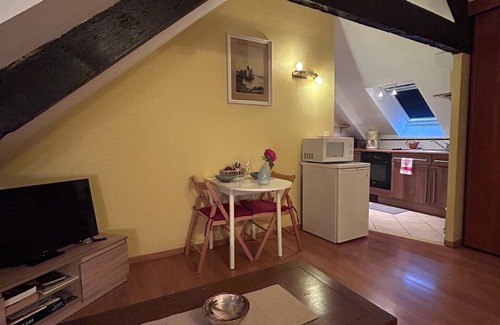 Morlaix Apartment | Over time