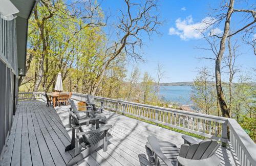 North Lake George House | Overlook Chalet