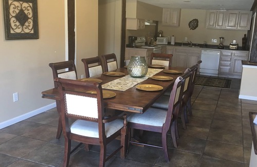 Avoca House | *Overlook, Hidden Gem + Large Deck for Entertaining Friends & Family