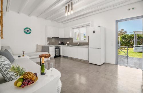Kato Fellos Hotel | Ow Andros Luxury Suites