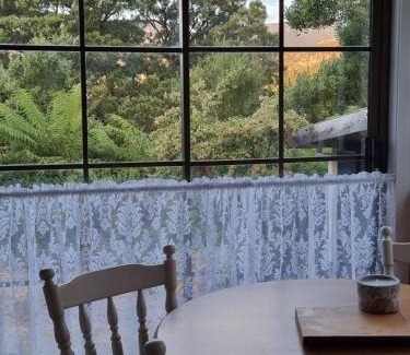 Queenstown House | Owen Cottage Queenstown Genuine Comfort and Views